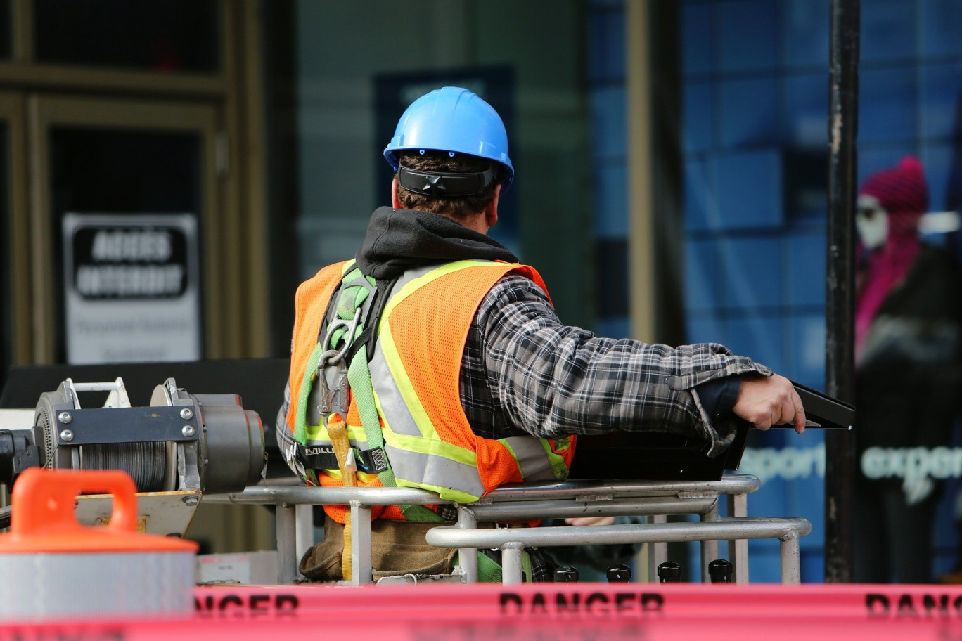 Les manutentions manuelles constituent la première cause d'accidents pour les professionnels du BTP. La première cause de maladie reste les troubles musculosquelettiques.