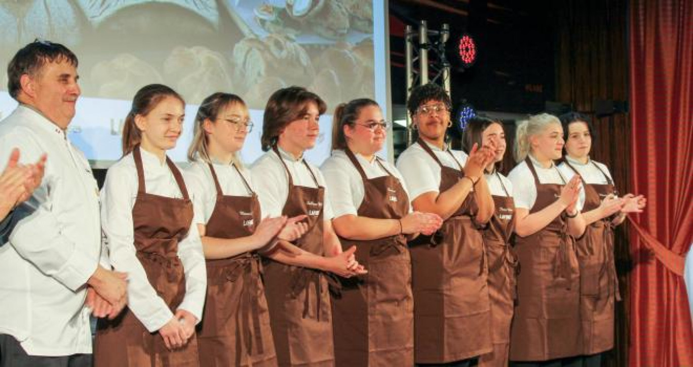 Les jeunes talents réunis à Metz, avec la Mosellane Sophie Schmitt (tout à gauche sur la photo). © : CMA 57.