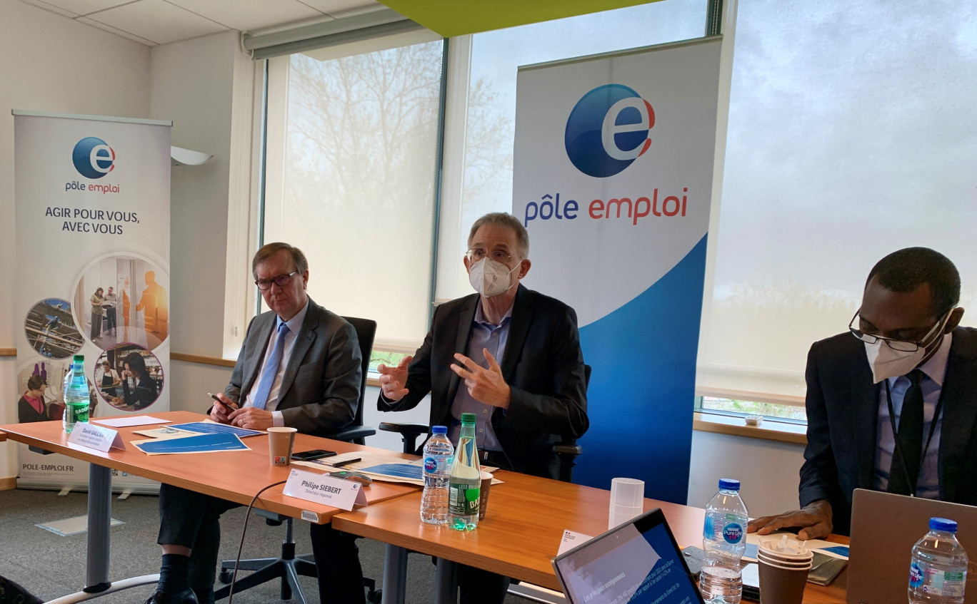 Philippe Siebert, directeur régional de Pôle Emploi Grand Est, annonce des résultats de l’enquête BMO 2022. © : Pôle Emploi Grand Est..