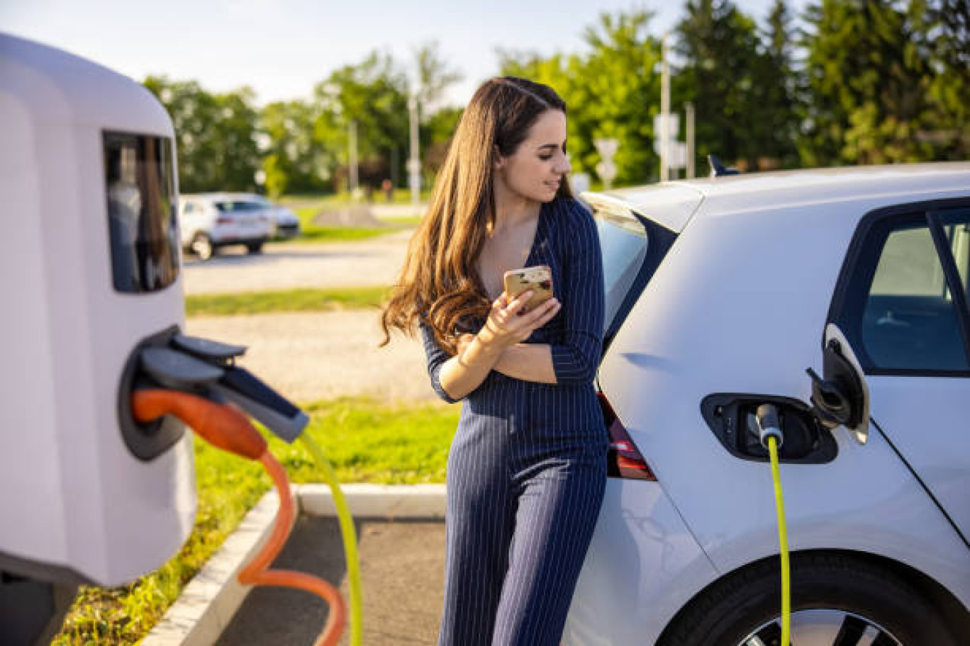 Le Plan objectif 100 000 bornes vise à répondre à la forte croissance du véhicule électrique. 