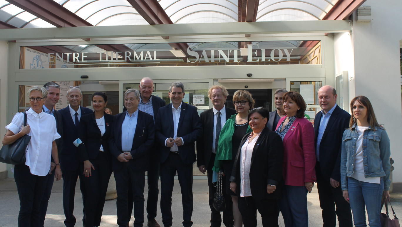 La délégation avec les élus du territoire, au Centre Thermal Saint-Éloy. © : Ville d'Amnéville.