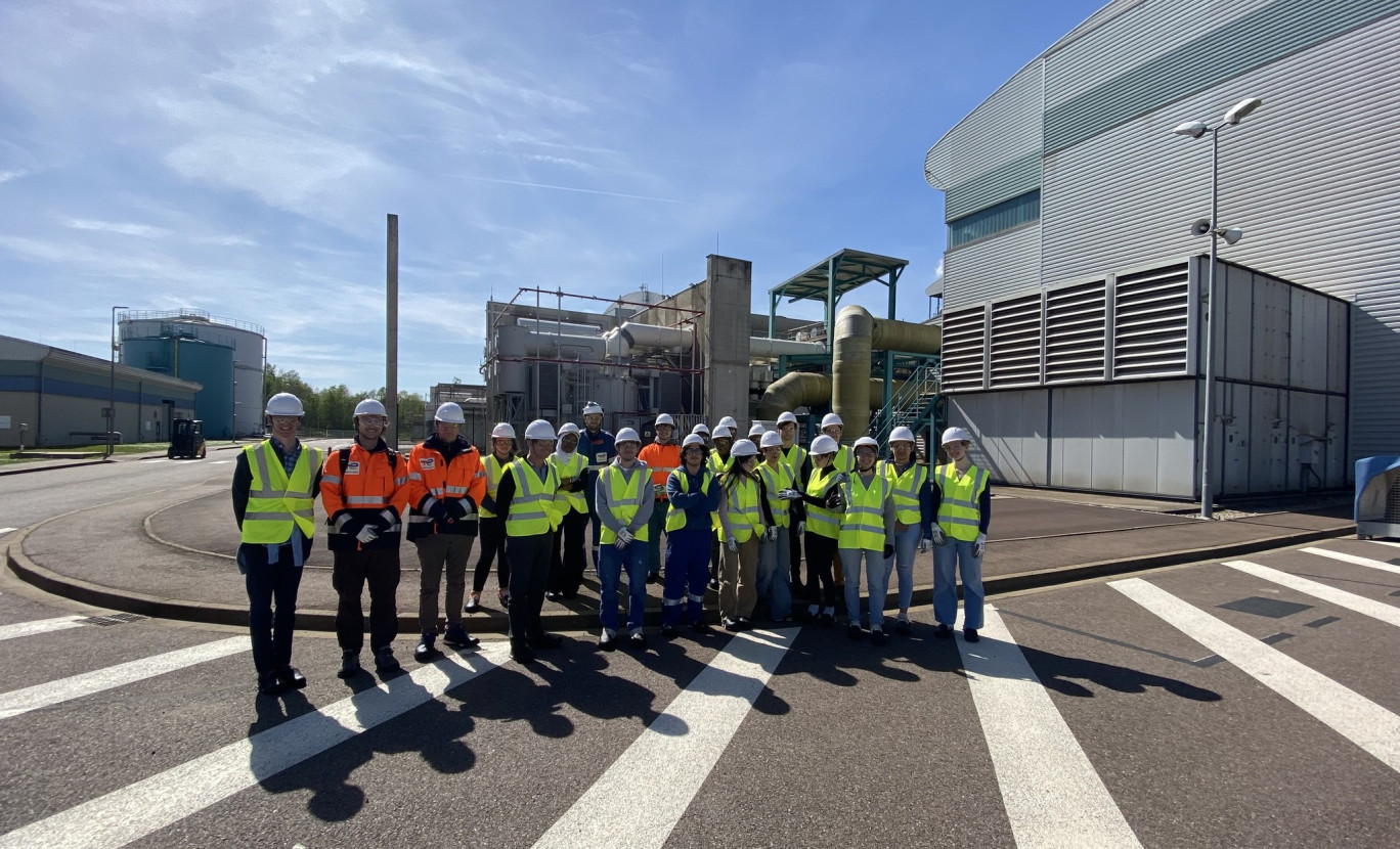 Ce mois de mai, les étudiants des classes préparatoires scientifiques ont visité la centrale thermique à gaz de Saint-Avold. © Metz Campus.  