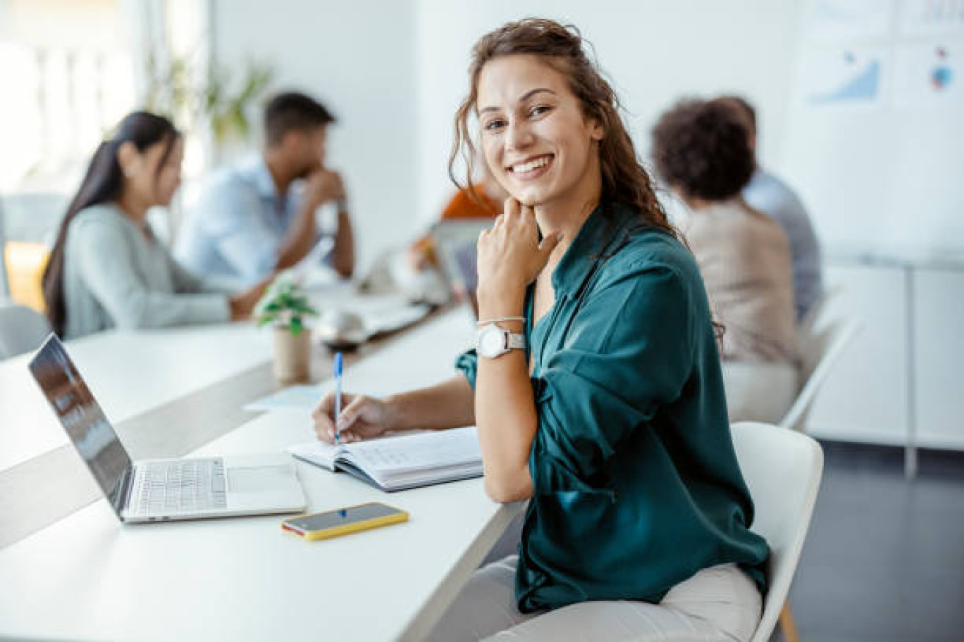 La création d'entreprise est fortement marquée chez les jeunes qui n'hésitent plus à franchir le cap dès leur cursus d'études terminé... ou avant. 