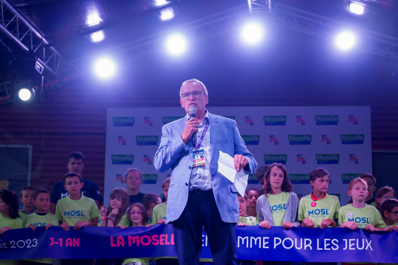 À un an de Paris 2024, le président du département de la Moselle, Patrick Weiten, a lancé un dense programme d'activités sur notre territoire. © JC Verhaegen/CD 57.