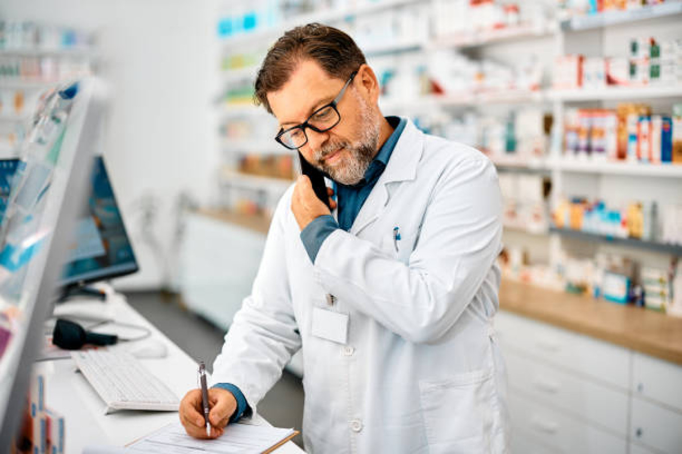 Le métier de pharmacien fait partie des professions pénuriques, souvent négligé par les étudiants en première année de santé.