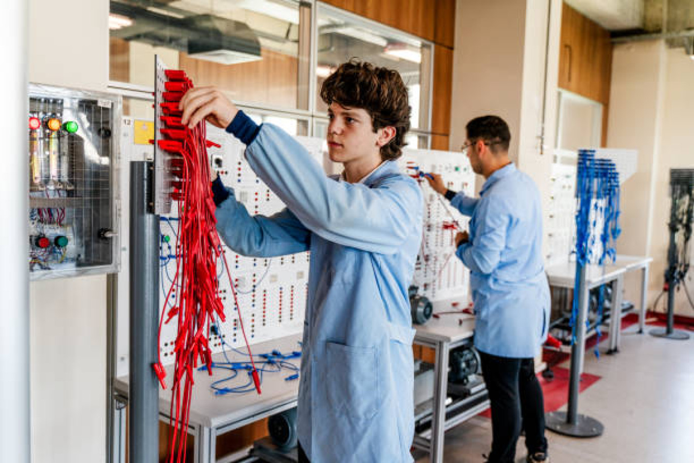 La première expérience en entreprise a son caractère d'importance.