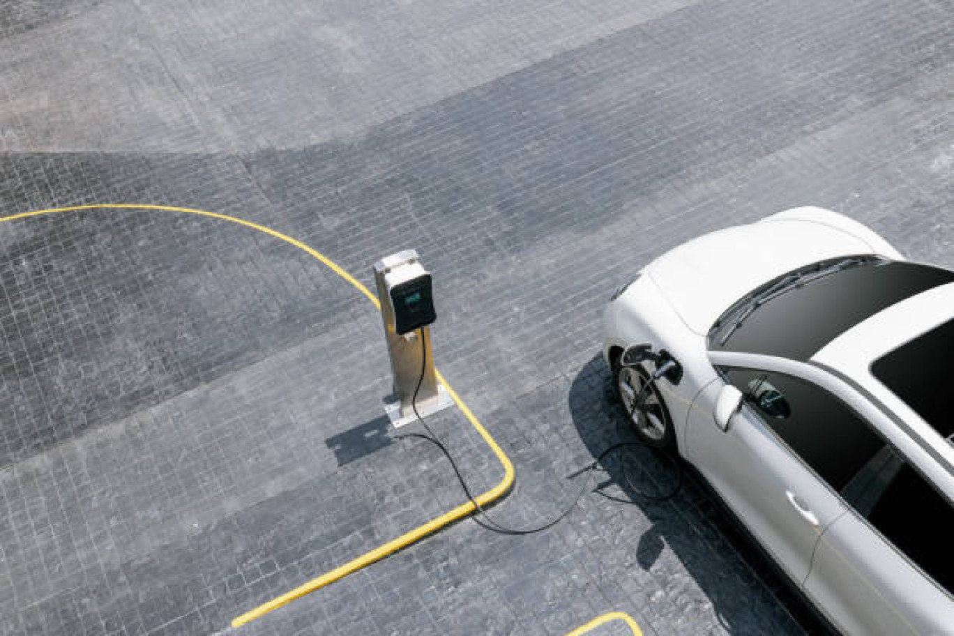Un véhicule électrique neuf sur deux est acheté par une entreprise.