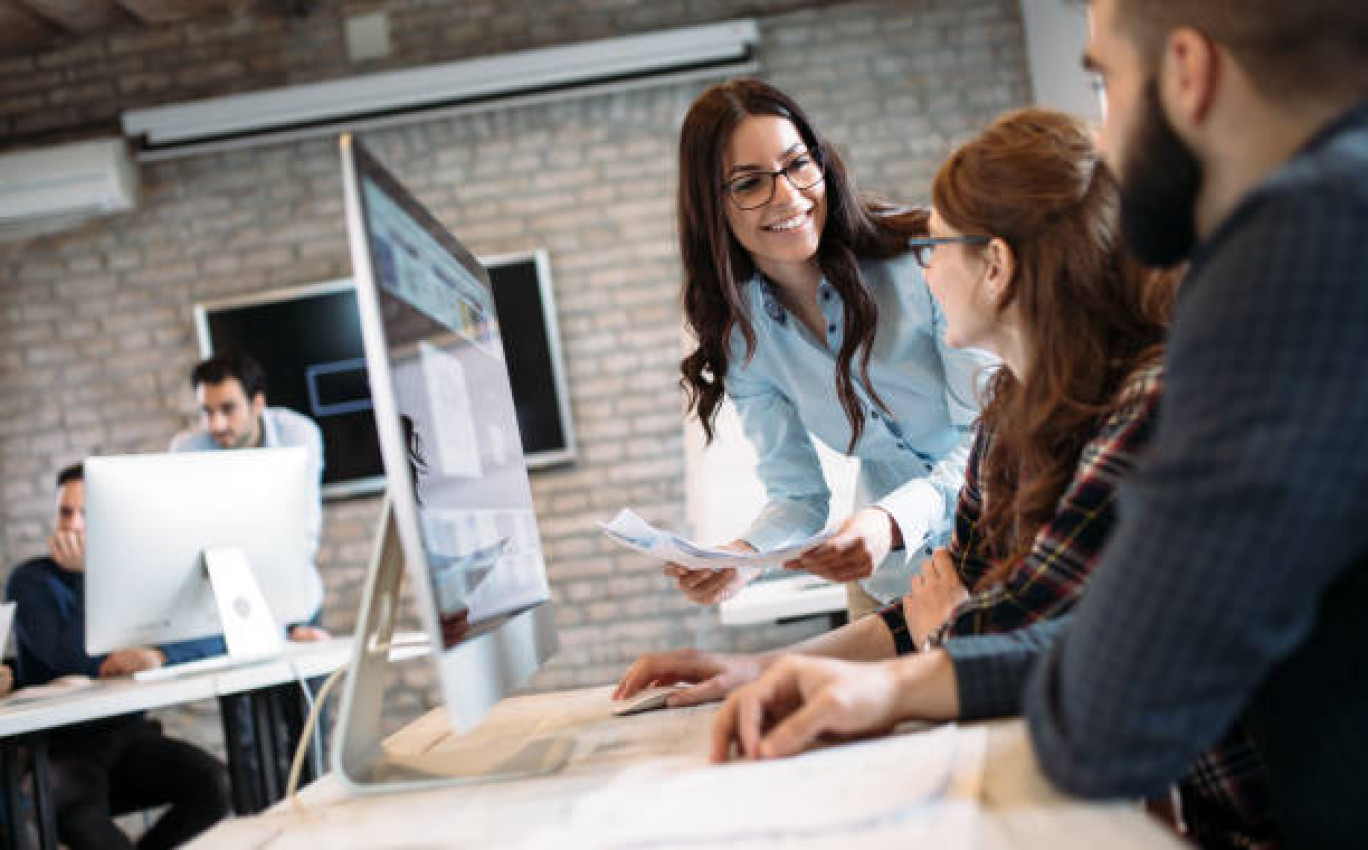 Mondes académique et professionnel : un impact l'un pour l'autre. 