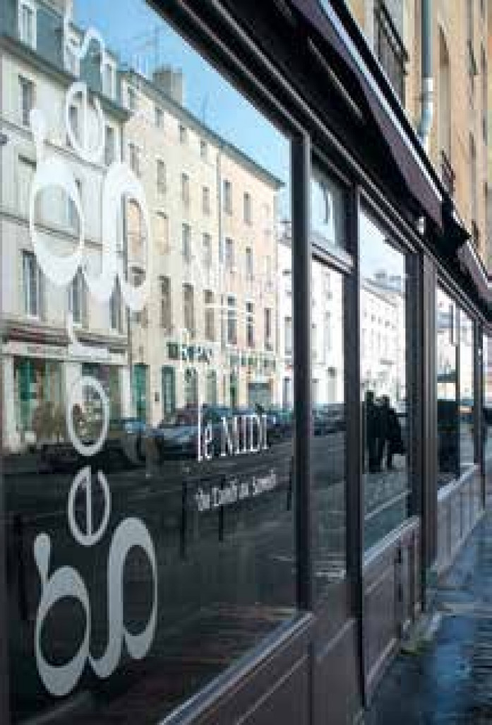À quelques encablures de la Place Stanislas, le nouveau «Georges» attire le midi une clientèle d’actifs travaillant à proximité.