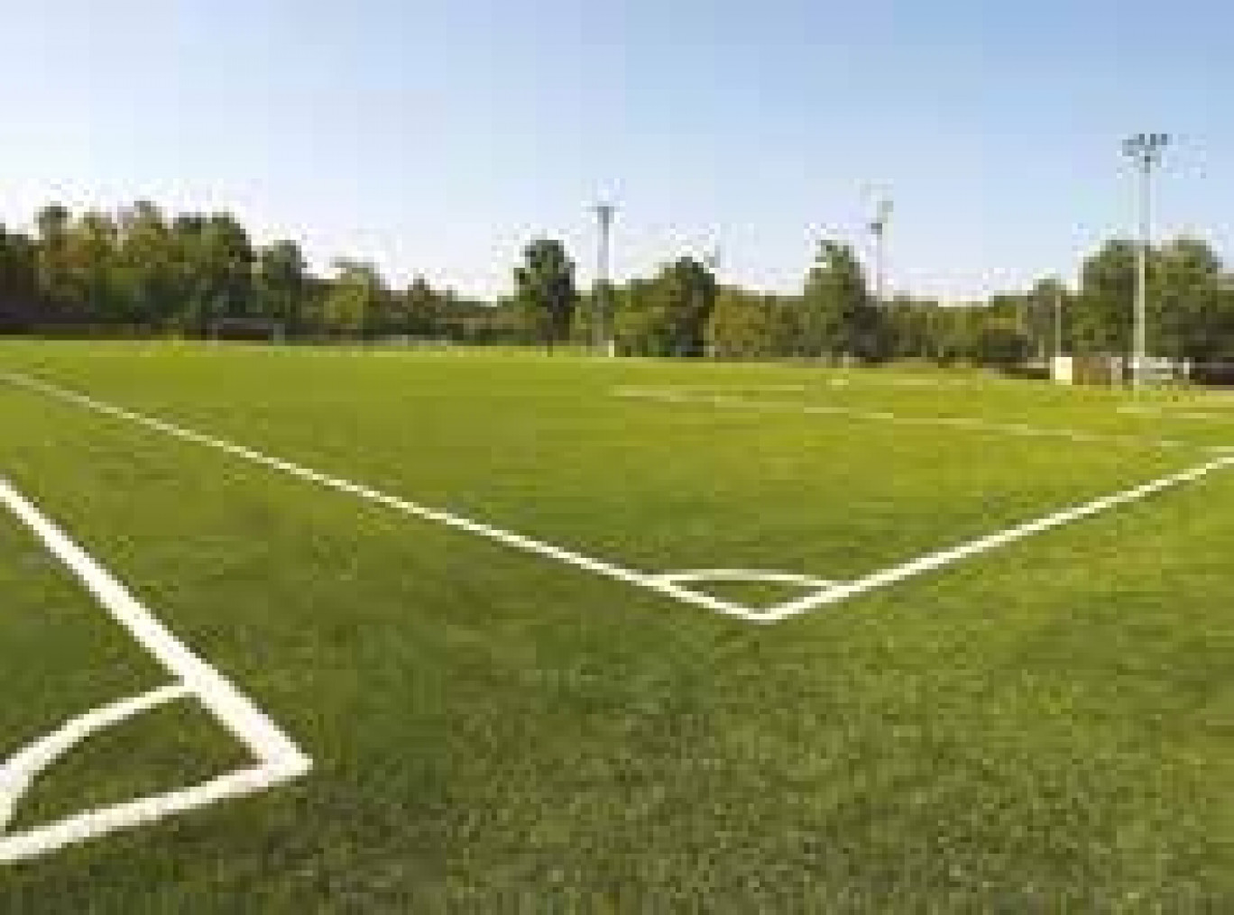 À chaque fois qu'un sportif est gravement blessé dans le cadre de son activité, se pose la question de la responsabilité civile des joueurs et clubs sportifs