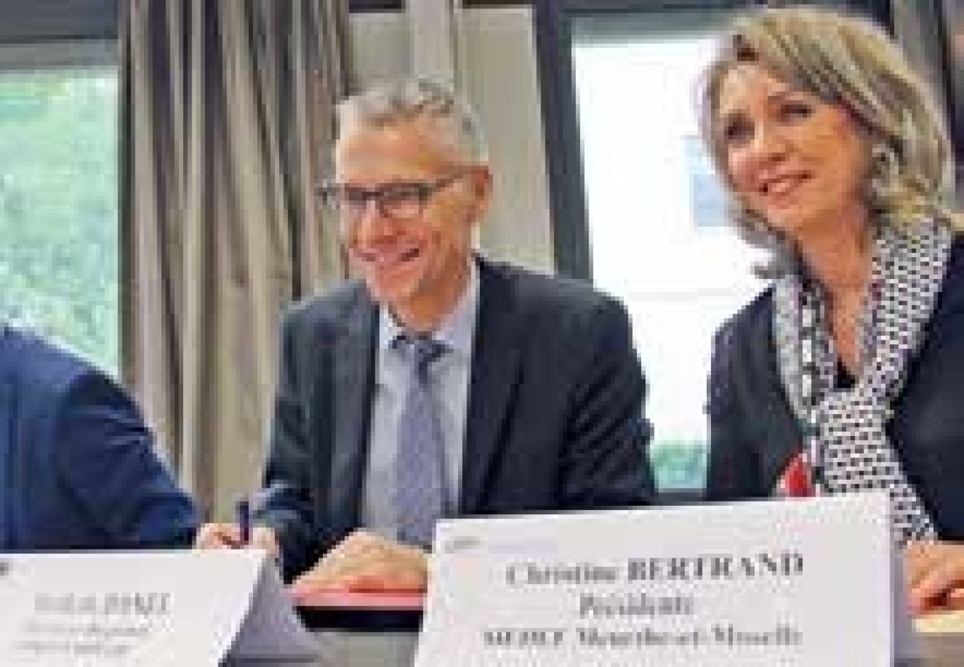 Signature officielle de la convention «Opération : 500 visites pour l’emploi» entre le Medef 54 et Pôle emploi.
