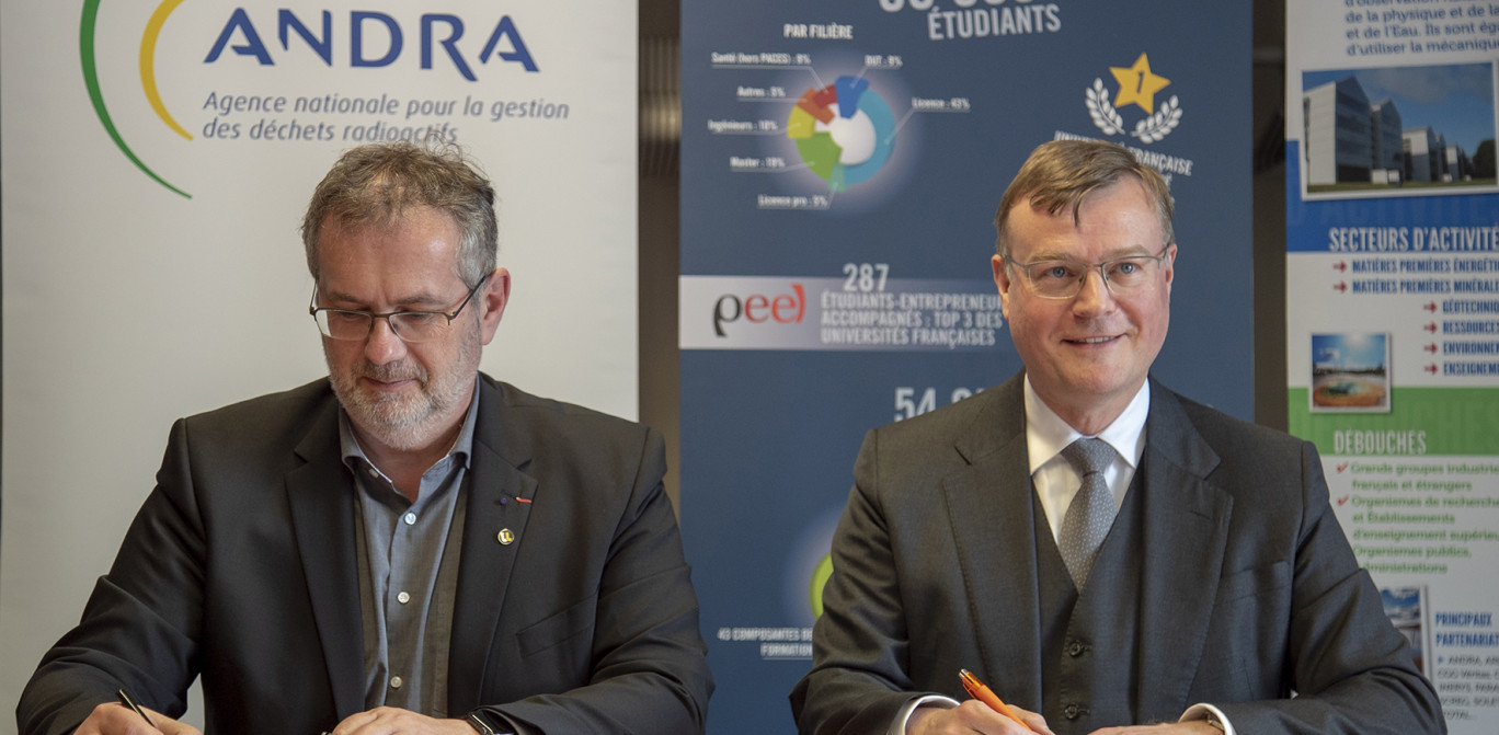 crédit : Université de Lorraine
L’Andra et l’Université de Lorraine viennent de renouveler et de renforcer leur partenariat, notamment en termes de gestion des connaissances.