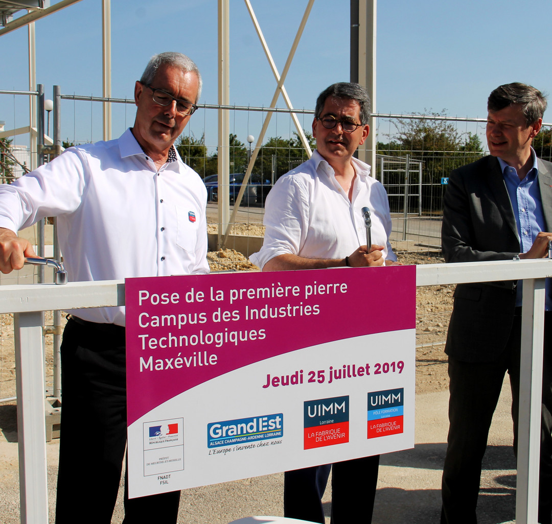 La pose de la première «poutre» du Campus des industries technologiques à Maxéville s’est déroulée le 25 juillet dernier.