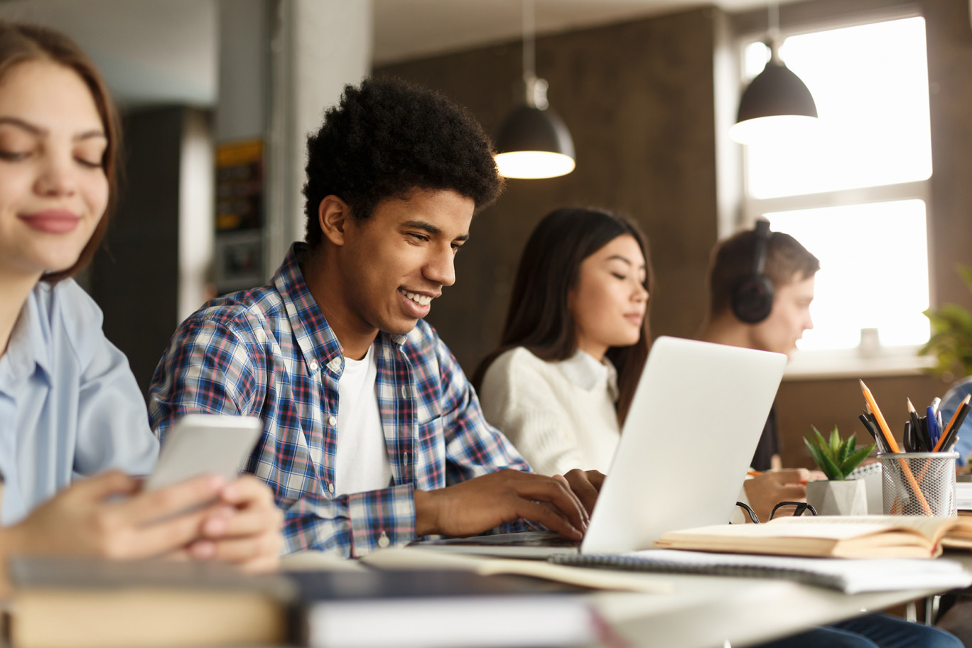 L’insertion professionnelle des jeunes diplômés fragilisée