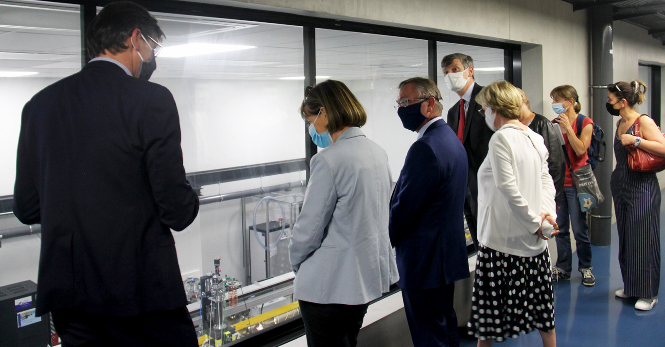 Josiane Chevalier, la préfète du Grand Est, a découvert une partie des installations de recherche de l’Institut Jean Lamour lors de sa visite nancéienne le 20 juillet.